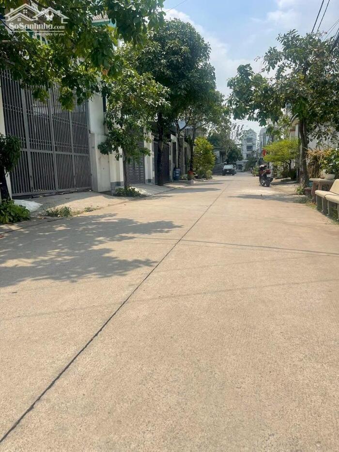 Hình ảnh DT 96m2 sổ hồng vuông vức mặt tiền đường 8m Phạm thị Giây Hóc Môn chỉ 4,3 tỷ 3