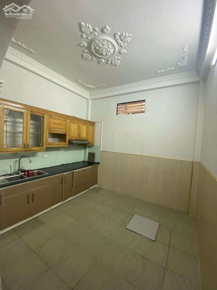 Hình ảnh Xuân Thủy Lô Góc 3 Thoáng kinh doanh 4 chỗ qua nhà gần phố 4