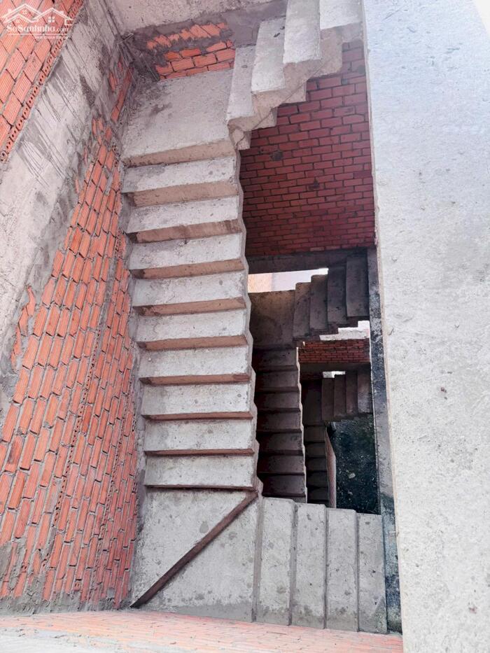 Hình ảnh Nhà bán phường Quang Vinh khu dân cư Tín Nghĩa , 1 trệt 2 lầu sổ hồng 84m2 giá còn 6.5 tỷ 8