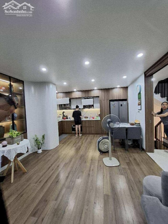 Hình ảnh bán nhà lô góc kinh doanh ô tô vào nhà nghĩa tân cầu giấy 4
