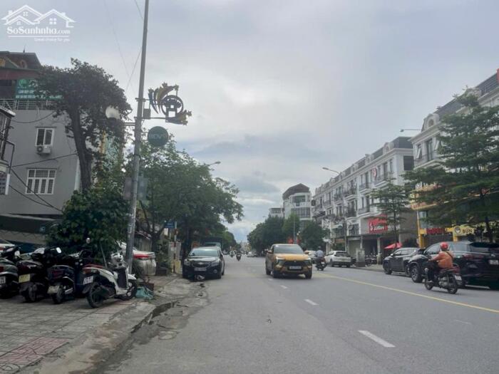 Hình ảnh Siêu LÔ GÓC 150m MẶT PHỐ THÀNH TRUNG, TRÂU QUỲ ĐỂ XÂY TÒA NHÀ VĂN PHÒNG HOẶC TRỤ SỞ CÔNG TY LỚN 8