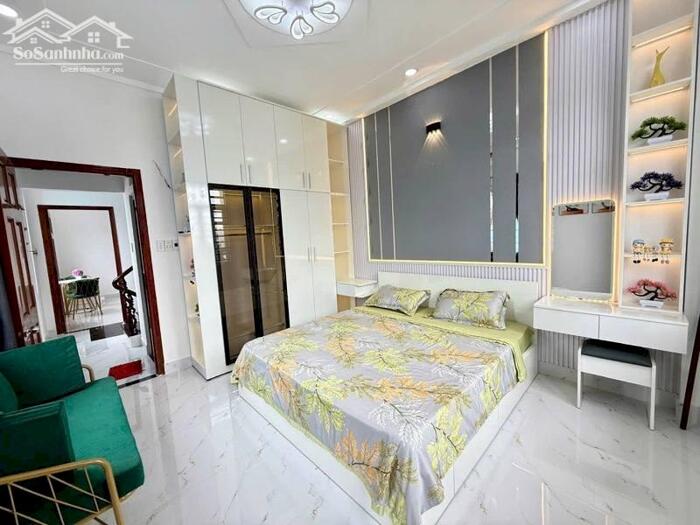 Hình ảnh Bán nhà góc 2 mặt tiền Hiệp Thành 35, Quận 12 – Hẻm xe hơi – Nhà mới đẹp – 4PN – Sổ riêng hoàn công 8