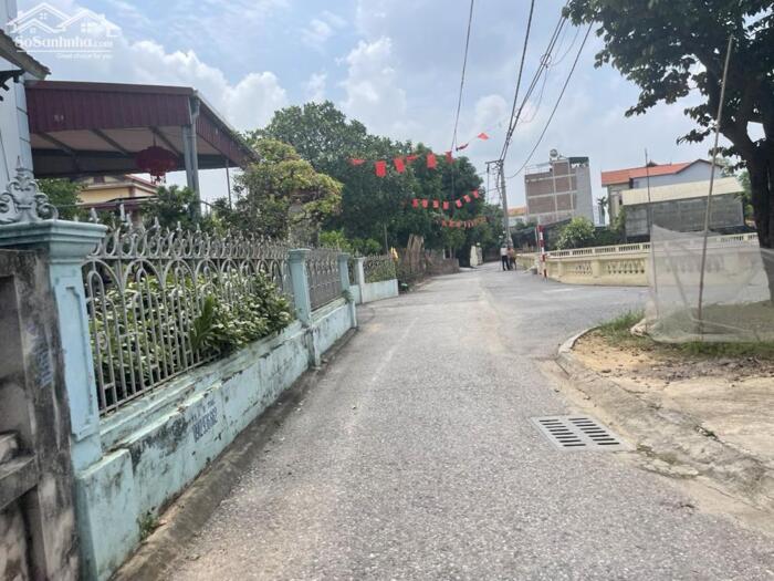 Hình ảnh Chính chủ bán 140m đất thôn 6 Đông Dư, gần hồ chỉ 10m, mặt tiền rộng 7m làm nhà vườn tuyệt đẹp 3