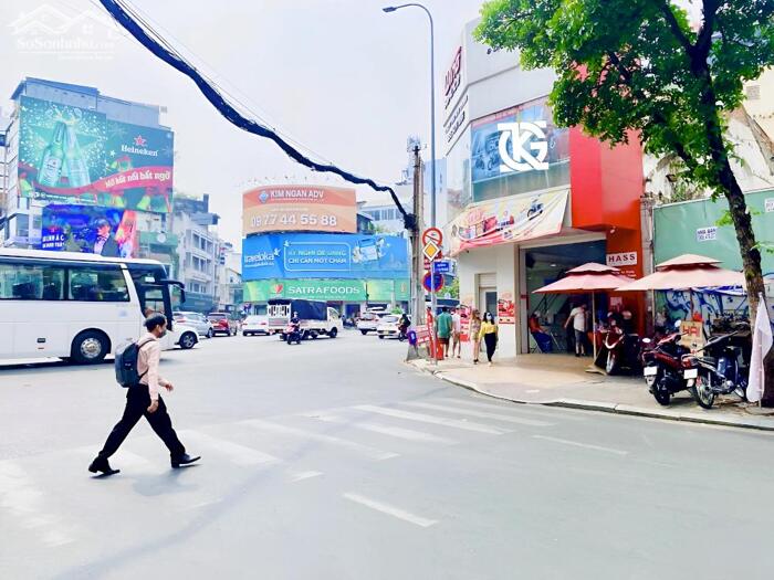 Hình ảnh [ Quận 1 ] Cho Thuê Nhà GÓC 2MT: 290 Lý Tự Trọng + CMT8 - 4x20m, 2 tầng 2