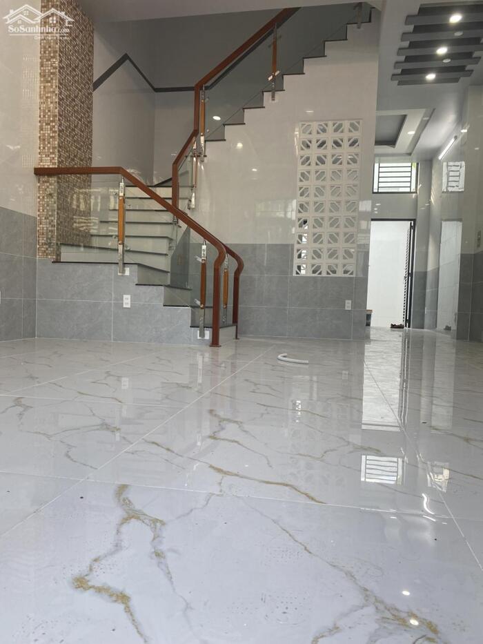 Hình ảnh Bán nhà 3 tấm rưỡi, Khu dân cư bình điền f7, Q 8 , 7 tỷ 1