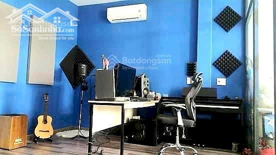 Hình ảnh Nhà phố 92.5m2 - giá 13.6 tỷ - đang thu nhập mỗi tháng - đường D1, Q7 0