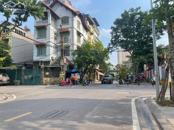 Hình ảnh Chính chủ bố vợ cần bán căn biệt thự GÓC view vườn hoa khu tái định cư X6 Thạch Bàn Cổ Linh chỉ 28 tỷ 0