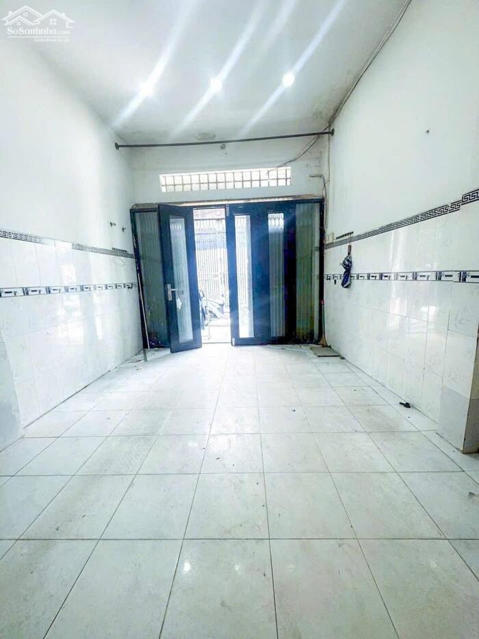 Hình ảnh Kiếm đỏ mắt luôn ko có căn thứ 2 - 57m2 ở Q6 mà có 3.8 tỷ mà còn TL 1