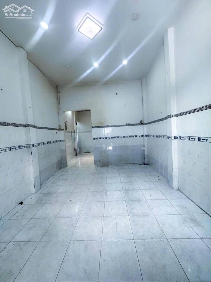 Hình ảnh Kiếm đỏ mắt luôn ko có căn thứ 2 - 57m2 ở Q6 mà có 3.8 tỷ mà còn TL 3