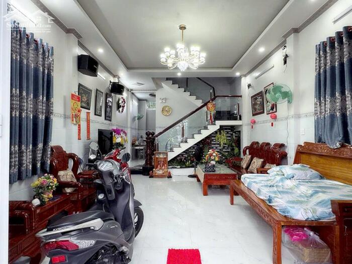 Hình ảnh Bán nhà khu vực tuyến đường võ văn kiệt an hòa cũ 2