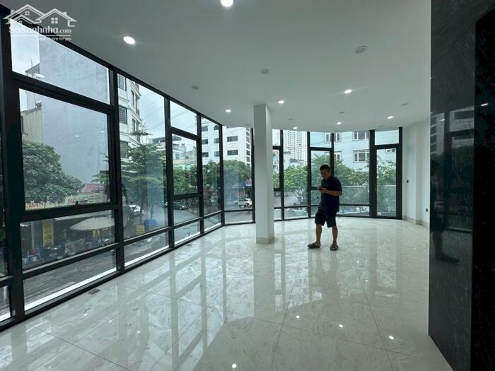 Hình ảnh Cho thuê văn phòng tại Hoàng Công - Kdt Mậu Lương DT 65m2 giá rẻ, ô tô đỗ cửa 3