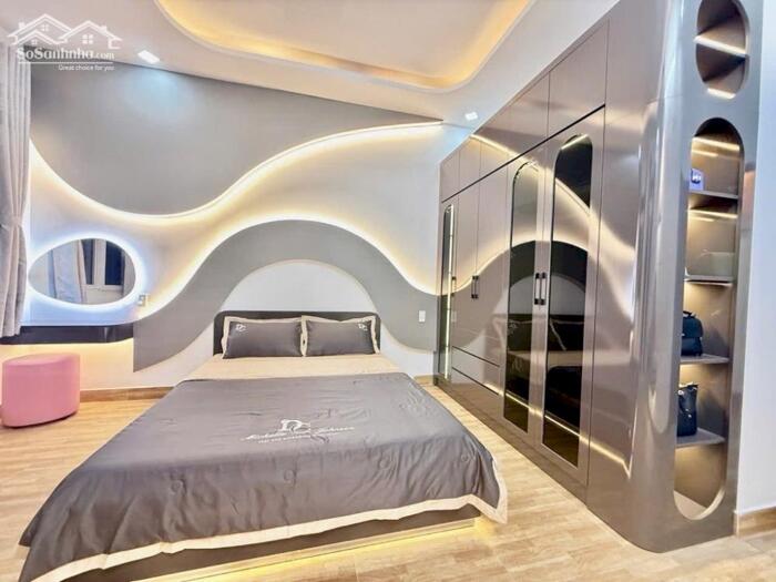 Hình ảnh NHÀ MỚI KENG – TẶNG FULL NỘI THẤT – HẺM XE TẢI HUỲNH THỊ HAI, QUẬN 12 – GIÁ CHỈ 5.7 TỶ 7