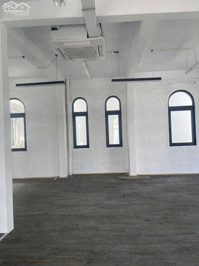 Hình ảnh CHO THUÊ BIỆT THỰ BOUTIQUE VILLA VINHOMES GRAND PARK QUẬN 9 CĂN GÓC 2