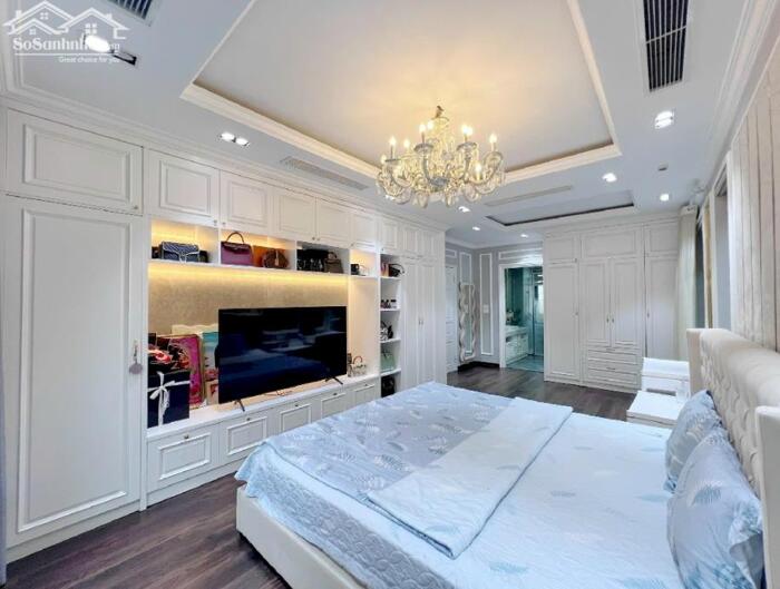 Hình ảnh Bán nhà mặt phố Hàng Mã 78m2 mặt phố kinh doanh nhà đẹp ở luôn 61 tỷ 1