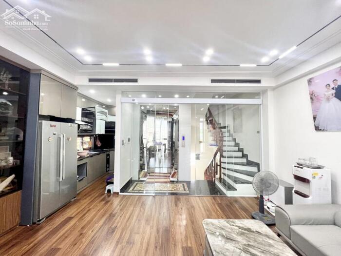 Hình ảnh Bán biệt thự Tây Hồ 118m2 sân vườn oto vòng quanh xây mới 52 tỷ 0