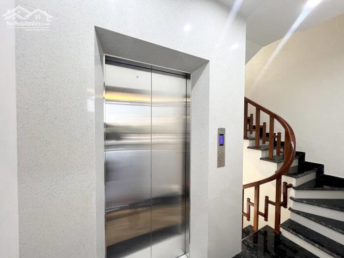 Hình ảnh Bán biệt thự Tây Hồ 118m2 sân vườn oto vòng quanh xây mới 52 tỷ 2