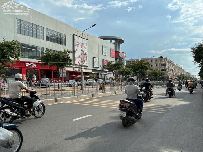 Hình ảnh Nhà đẹp 6 lầu T/máy hẻm 10m Nguyễn Văn Lượng ngang 5.2m 88m2 ngay Cityland P.10 chỉ 18 tỷ 5