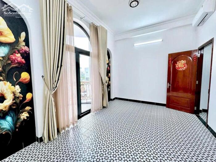 Hình ảnh Bán nhà tân cổ điển gần bênh viện nhi đồng cần thơ 3