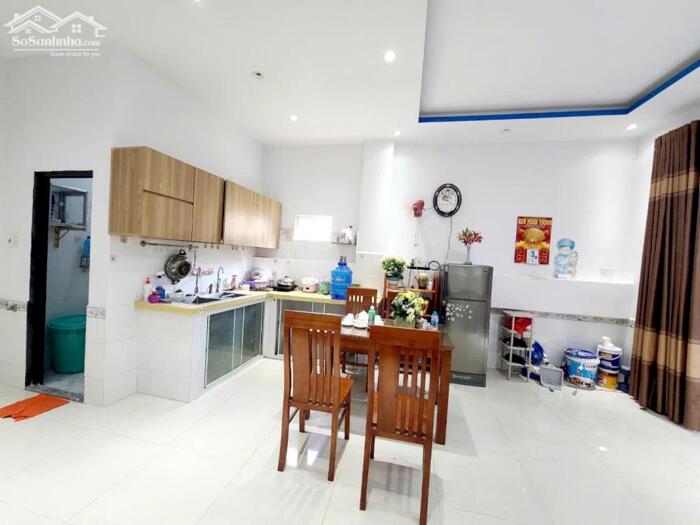 Hình ảnh Bán nhà 2.99 tỷ, ngang 5.4m x8m, 2 tầng, Trần Đại Nghĩa, vòng xoay an lạc Bình Tân 1