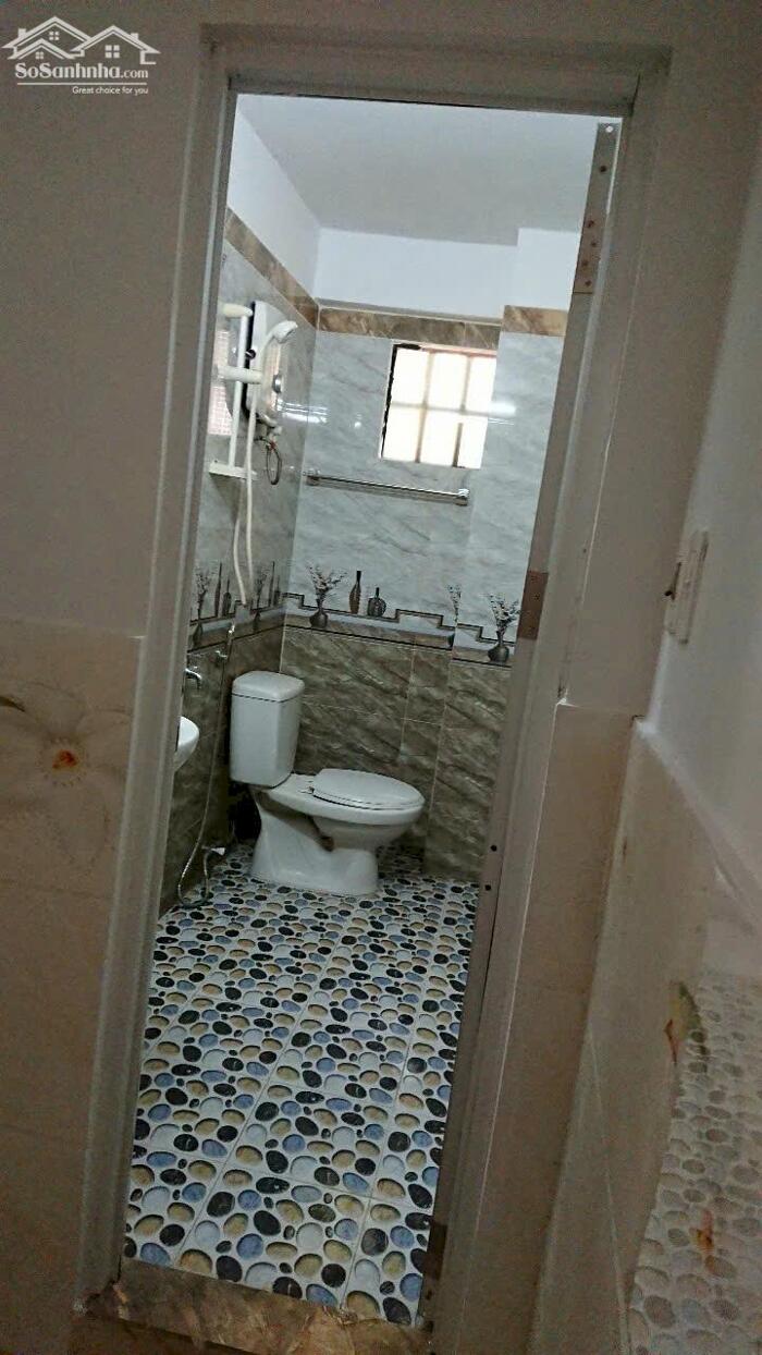 Hình ảnh Gia đình sang Mỹ định cư cần bán nhà 2 tầng+lửng ,gần bệnh viện 600 giường Đà Nẵng giá rẻ 17