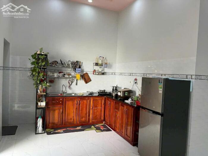 Hình ảnh Căn Nhà Mặt Tiền Trung Tâm LaGi 336m2 Giá Cực Tốt Ra Biển 15 Phút 1