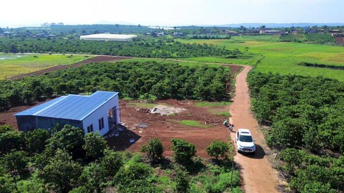 Hình ảnh Đan Phượng-Lâm Hà-Lâm Đồng dt hơn 1000m2 sẵn 100m2 thổ cư mặt tiền bê tông 13m cách nhựa liên xã 300m giá 6xxtr 2