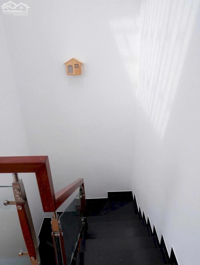 Hình ảnh Bán nhà hẻm thông xe hơi đường số 9, phường 16, GV. 5