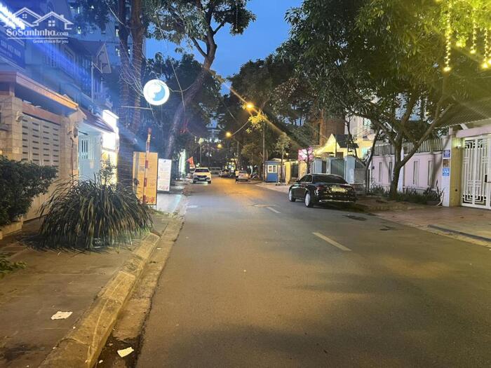 Hình ảnh Bán Nhà Phố Hàm Nghi P/Lô 2 Ô Tô Tránh 200m2-4T MT10m Vỉa Hè Ở KINH DOANH 54 Tỷ Hàm Nghi. 2