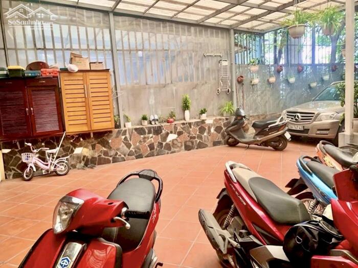 Hình ảnh Bán Nhà Mặt Phố Quận Đống Đa 90m2-5T Vỉa Hè 5m VIEW Hồ 2 THOÁNG 25 Tỷ Hồ Ba Mẫu. 4