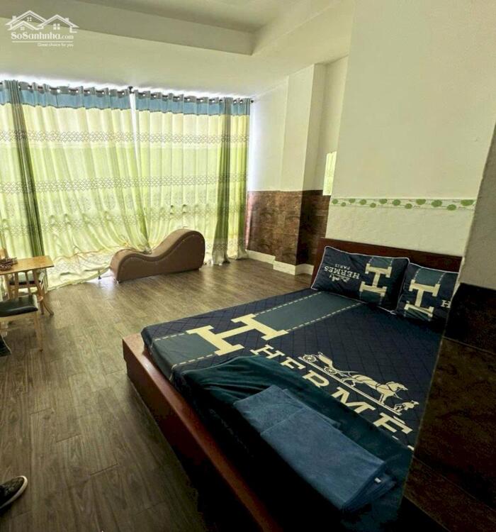 Hình ảnh Bán khách sạn thu nhập 100tr/tháng, khu tên lửa, Aeon mall, 100m2 4 tầng, 14pn giá 13.8 tỷ 1