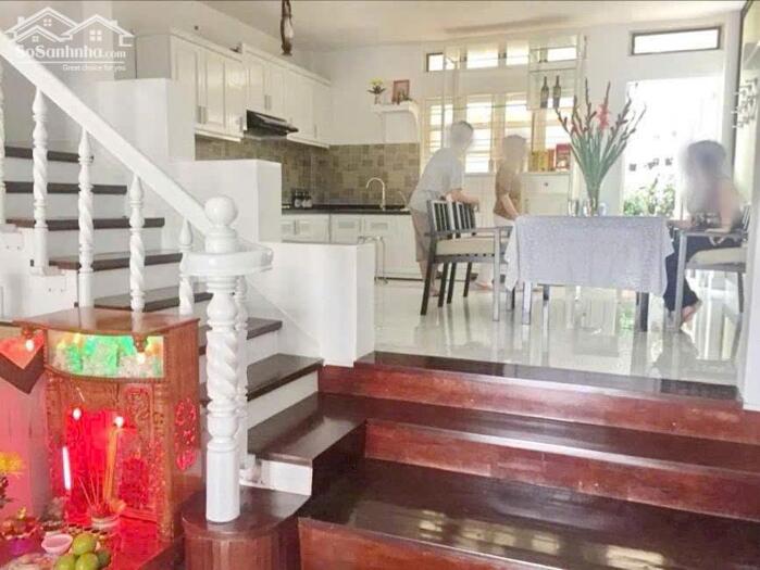 Hình ảnh 90m2 - giá 13 tỷ - 4 tầng - 4PN - nhà phố gần sông đường D4, Q7 0