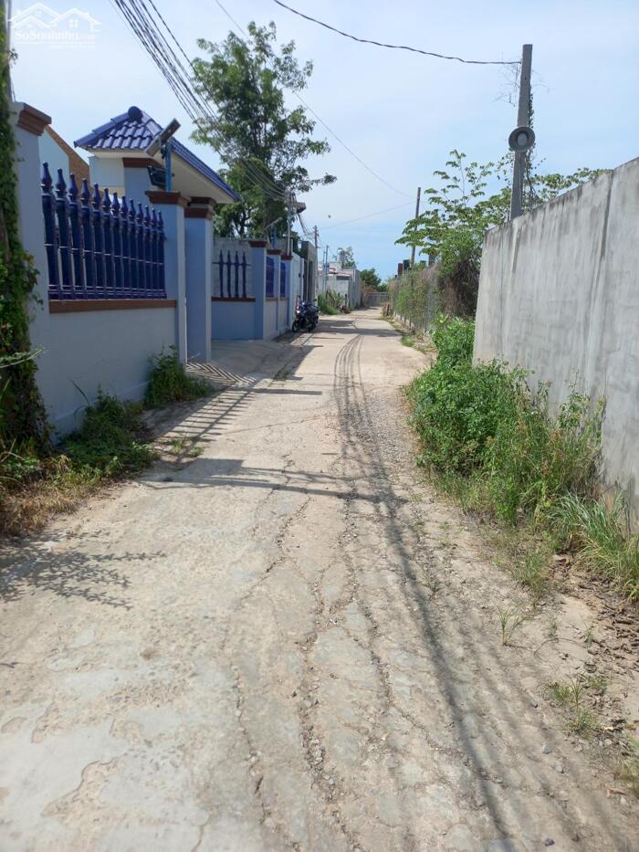 Hình ảnh Đất sau Ngọc Lốp ô tô Bình Thuận-P.Hàm Thắng-Lâm Đồng-DT 1.380m2,có 120m2TC. 1