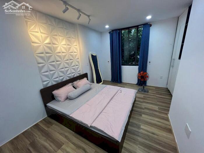 Hình ảnh Cho thuê nhà 2,5 tầng có sân kiệt oto Đống Đa, Hải Châu 3