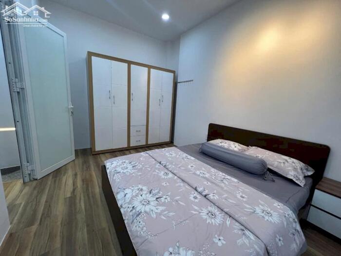 Hình ảnh Cho thuê nhà 2,5 tầng có sân kiệt oto Đống Đa, Hải Châu 4