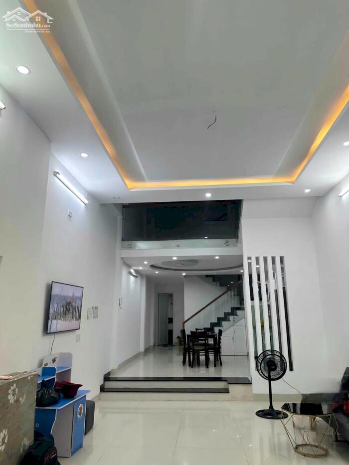 Hình ảnh Cho thuê nhà 3 tầng MT An Thượng, Mỹ An, Ngũ Hành Sơn 0