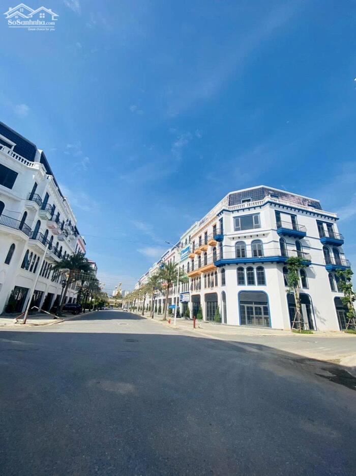 Hình ảnh Bán căn shop house 5 tầng dự án SKY Garden, Khai quang, Vĩnh yên. 1