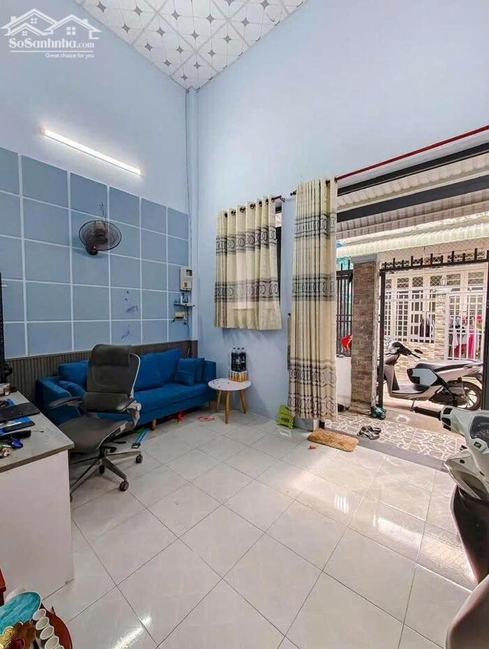 Hình ảnh Bán nhà gần chợ tầm vu nhà thổ cư hoàn công giá 2 tỷ 1