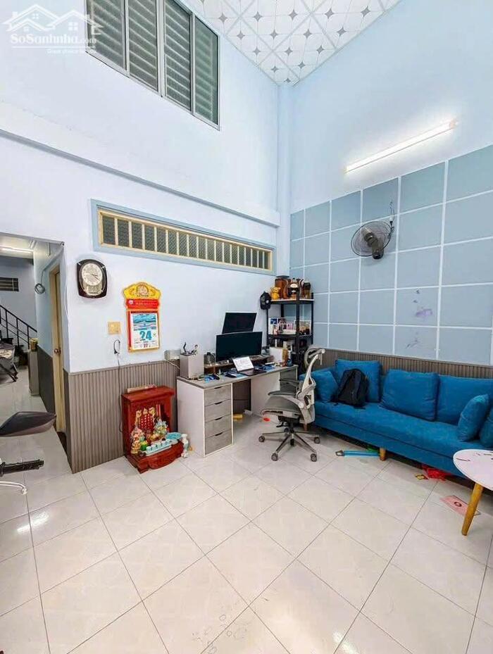 Hình ảnh Bán nhà gần chợ tầm vu nhà thổ cư hoàn công giá 2 tỷ 0