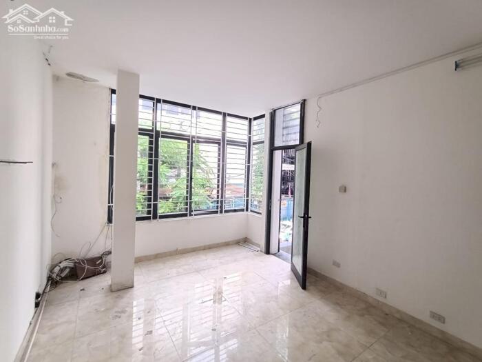 Hình ảnh Bán Nhà P/Lô 2 Ô Tô Tránh Quận Đống Đa 50m2-4T MT4m Vỉa Hè 22 Tỷ Huỳnh Thúc Kháng. 2