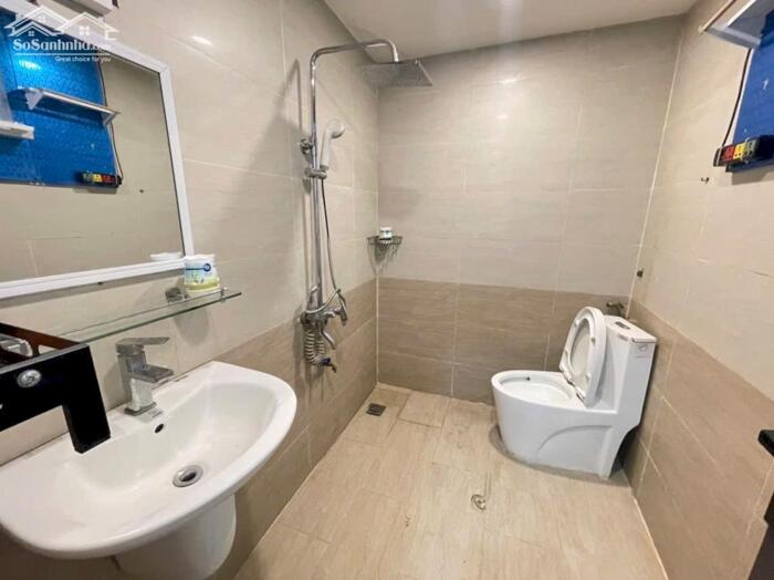 Hình ảnh Bán nhà Trần Nhật Duật 100m2 nhà đẹp 3 phòng ngủ giá rẻ 4.9 tỷ 1