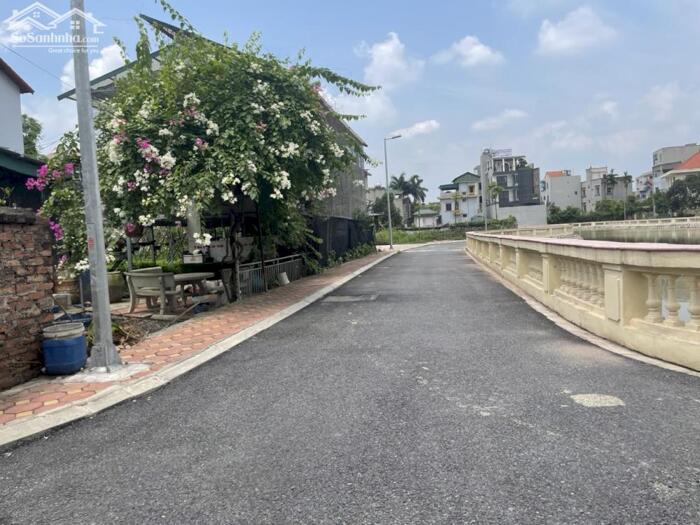 Hình ảnh Nhượng lại giá rẻ 61m đất thôn 4 Đông Dư, gần hồ điều hòa, dân cư yên tĩnh, giá chỉ 5 tỷ định cư quá tuyệt 2