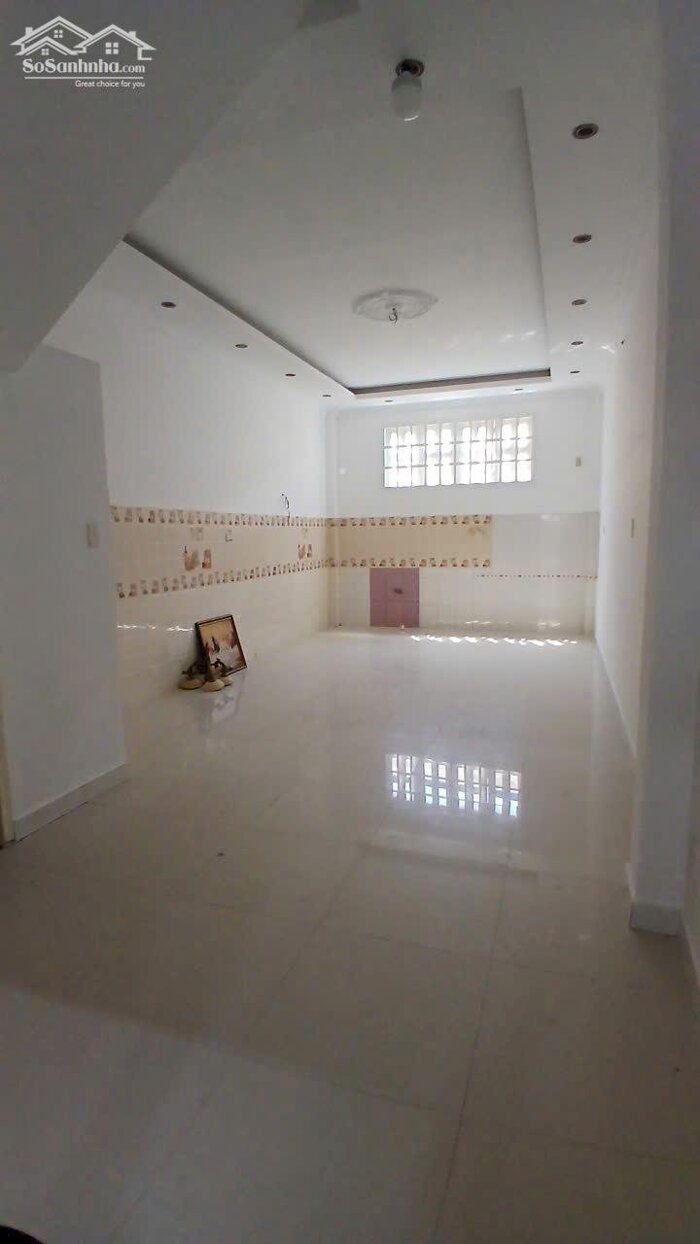 Hình ảnh Cho thuê nhà mặt tiền kinh doanh buôn bán Nguyễn Oanh. Ngay chợ Căn Cứ 3