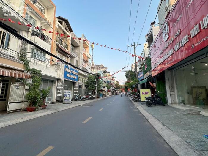 Hình ảnh Giảm 3 TỶ còn 27 TỶ đường 16m Nguyễn Kiệm 127m2 ngang 6.5m 6 lầu T.máy ngay BV 175. 8