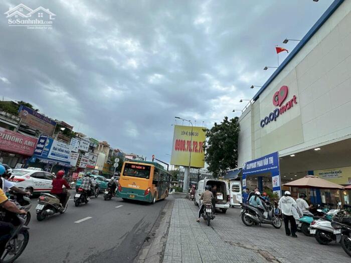 Hình ảnh Bán nhà 3 tầng đẹp hẻm 468/ Phan Văn Trị ngag 8m 120m2 khu Quân đội chỉ 17.5 tỷ. 4