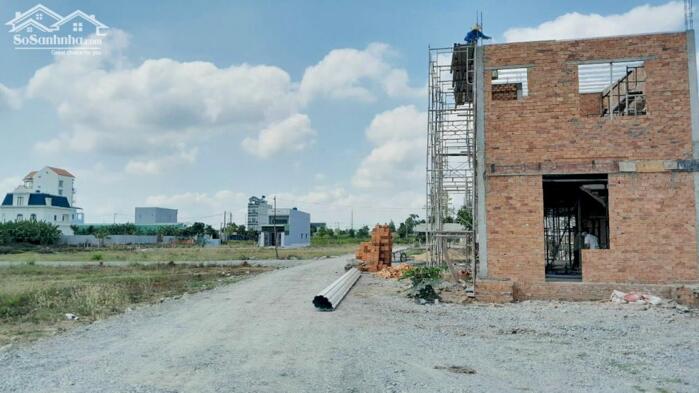 Hình ảnh Đất nền giá ngộp cần bán gấp 105m2 kdc Long Cang rẻ 750tr 3