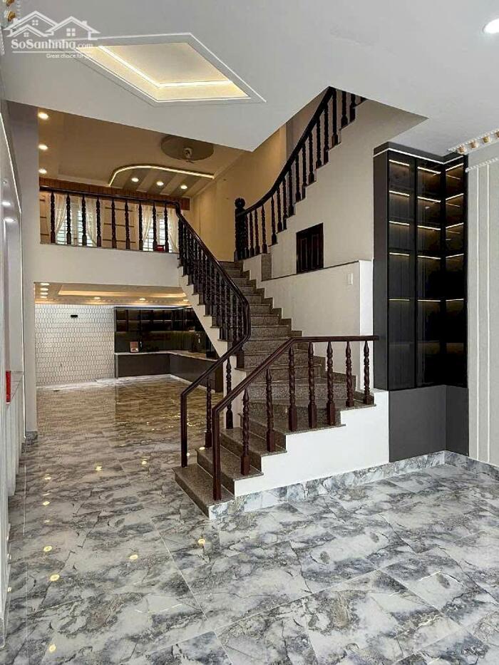 Hình ảnh Nhà Mặt tiền Vip Khu Tên Lửa, kế Coopmart Bình Tân, (5m x 20m) 4 tầng, nhỉnh 13 tỷ 1