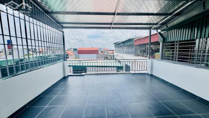 Hình ảnh Bán Ngay Nhà Việt Hưng Long Biên 5T, 42m2, giá 6,85 tỷ 2