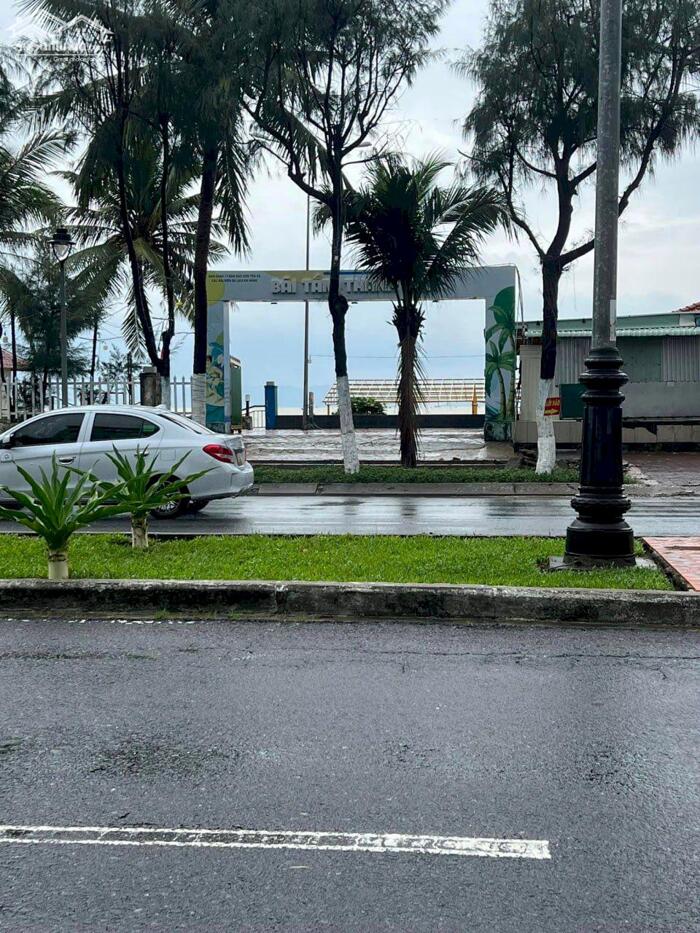 Hình ảnh Cần bán cặp đất MT Nguyễn Tất Thành(Phía sau có kiệt 4m),Đối Diện Bãi Tắm Thanh Khê 0