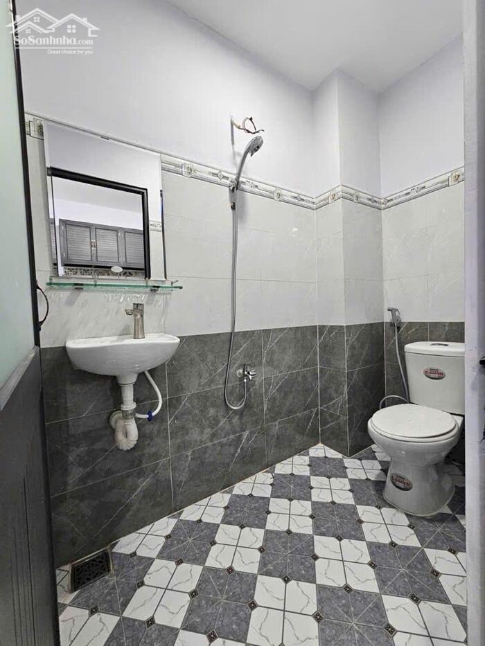 Hình ảnh Nhà mới 38.7m2 - Giá 3.79 tỷ - 2 tầng - 2PN - Hẻm Huỳnh Tấn Phát, Q7 8