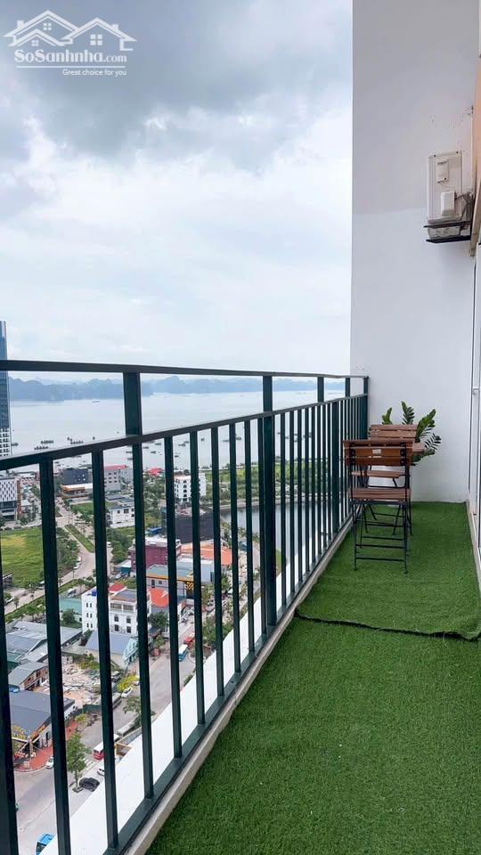 Hình ảnh Chính chủ Bán Căn hộ 2pn 76m2 Tầng cao Ban công dài View Biển trung tâm Du lịch Bãi Cháy, Hạ Long. 3